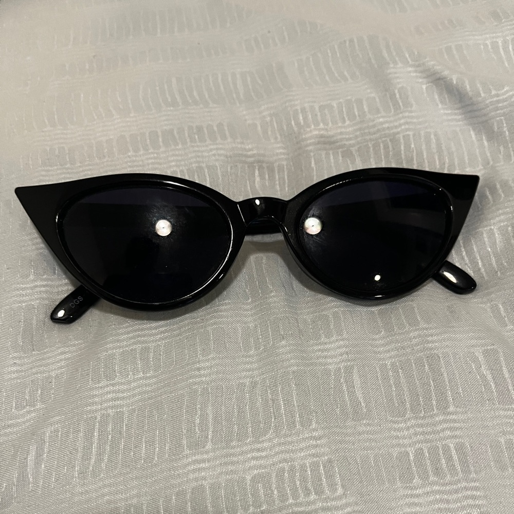 Cat Eye Black Sunglasses
